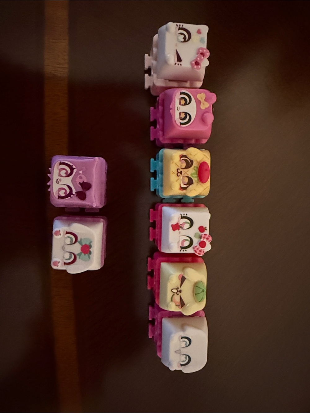 Hello kitty Clickeez 8 total with 2 that light up